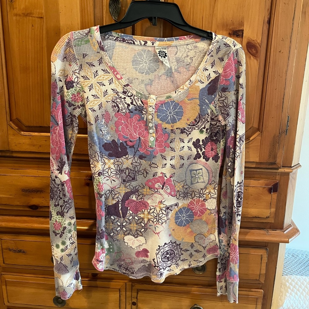 Vintage Lucky Brad Henley